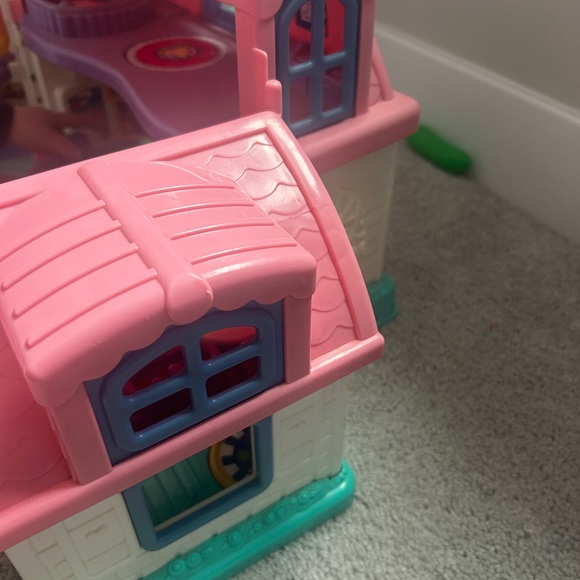 Fisher-Price Little People Vintage Pink and Teal Playhouse 2002 - Picture 7 of 13